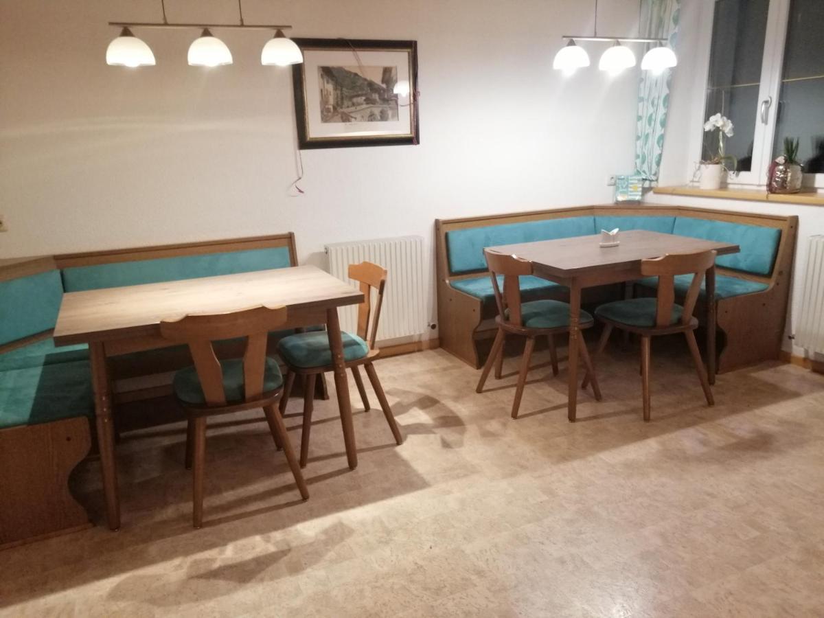 Spisshof Hotel Grins Eksteriør billede